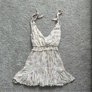 Floral Cream Sleeveless Dress